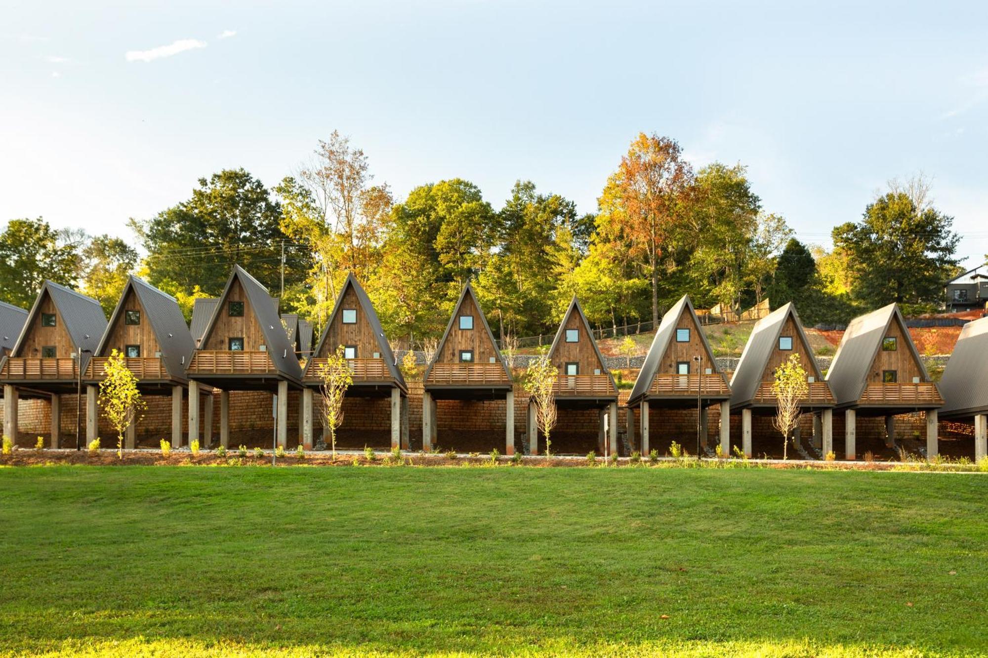 Wrong Way River Lodge & Cabins Asheville Esterno foto